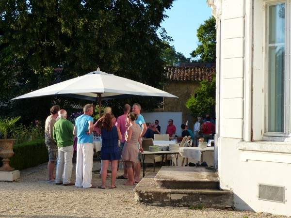 Chateau de prety garden party1