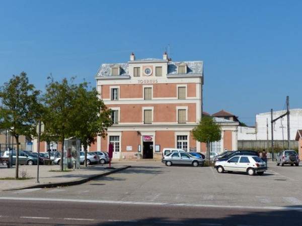 gare de tournus